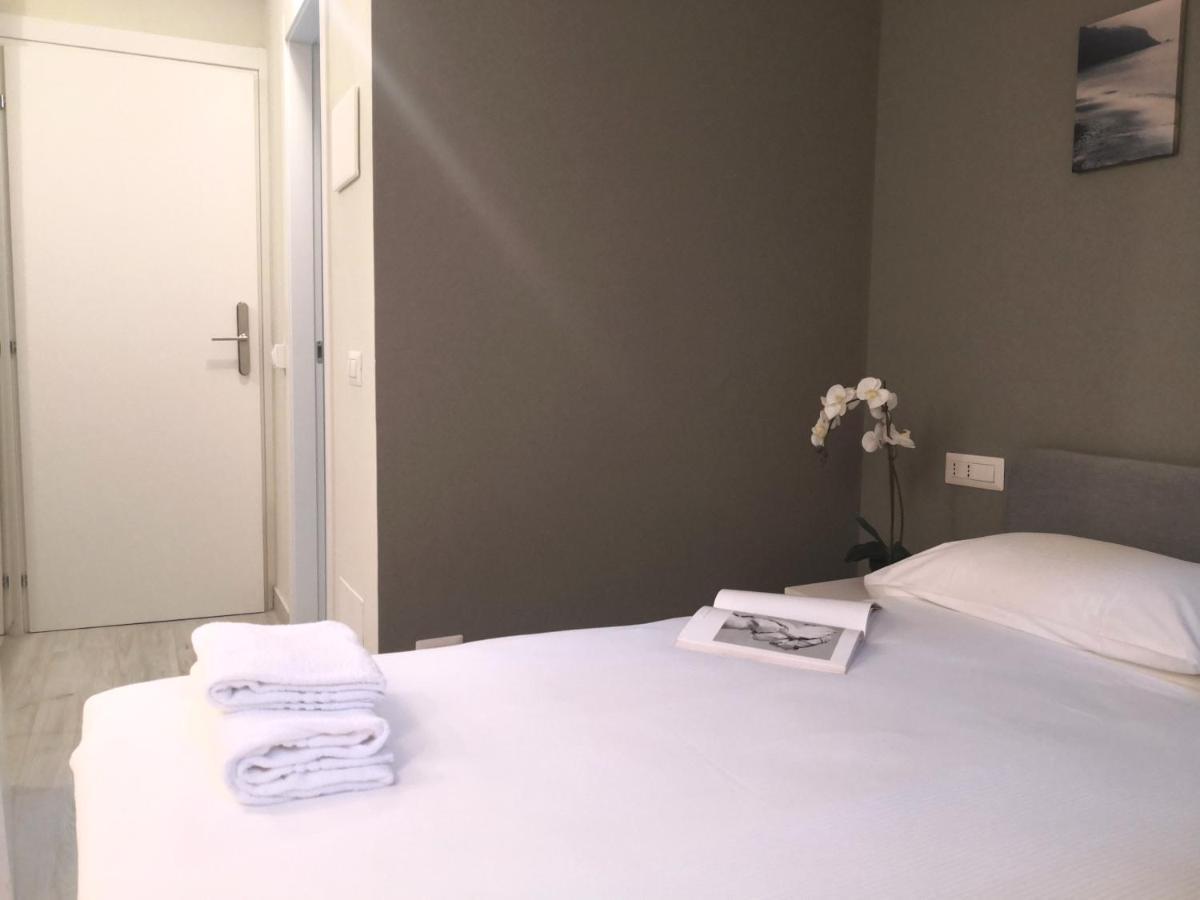 Luxury Apartment Near Niguarda Graziano39 Милано Екстериор снимка